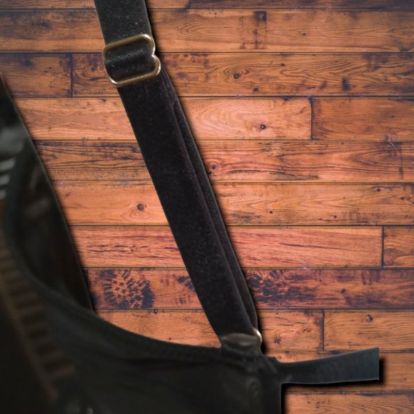 Adore Me Body Suit - Picture 4 of 8